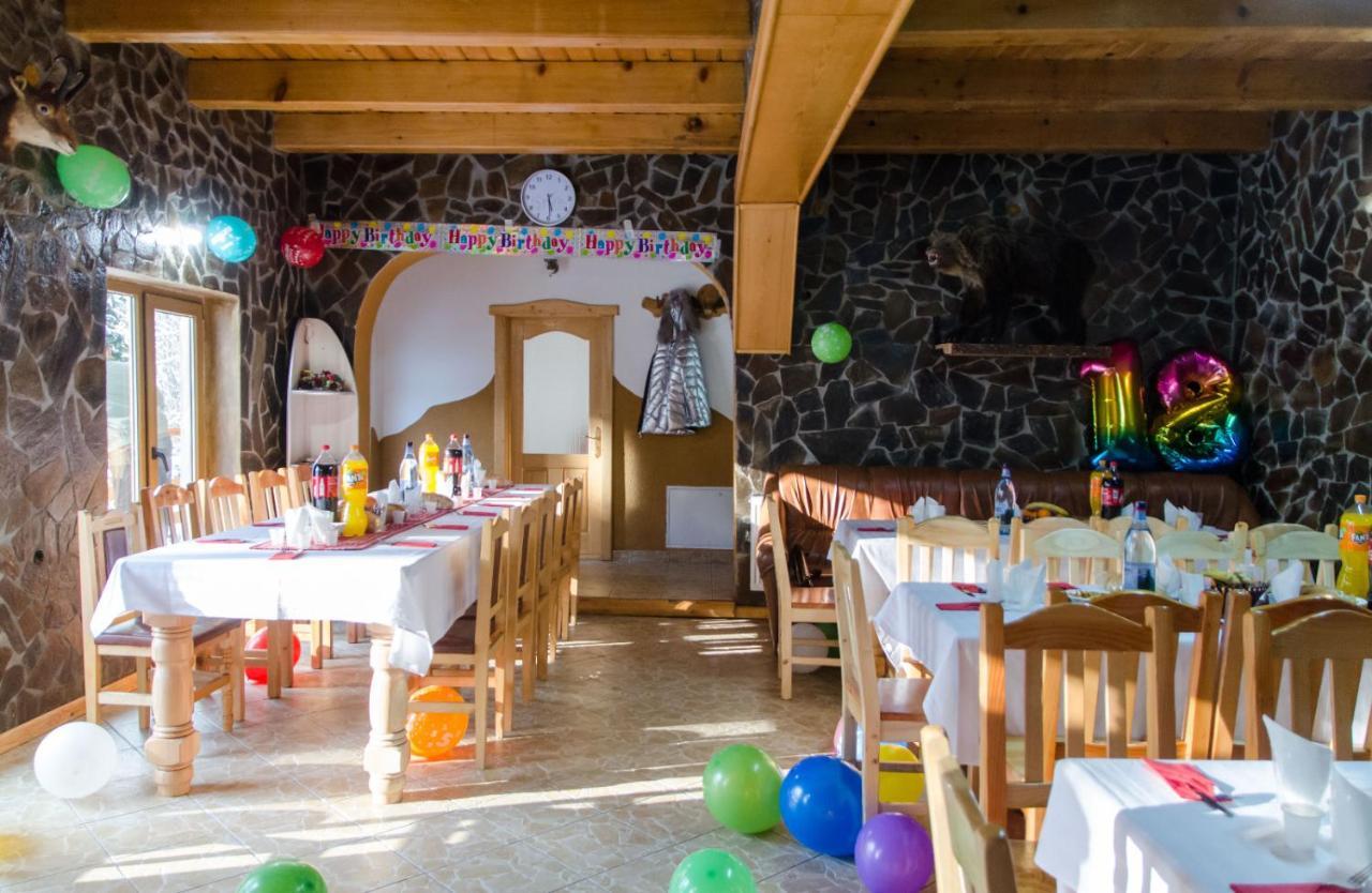 Cabana Valea Bradului Nucşoara Esterno foto